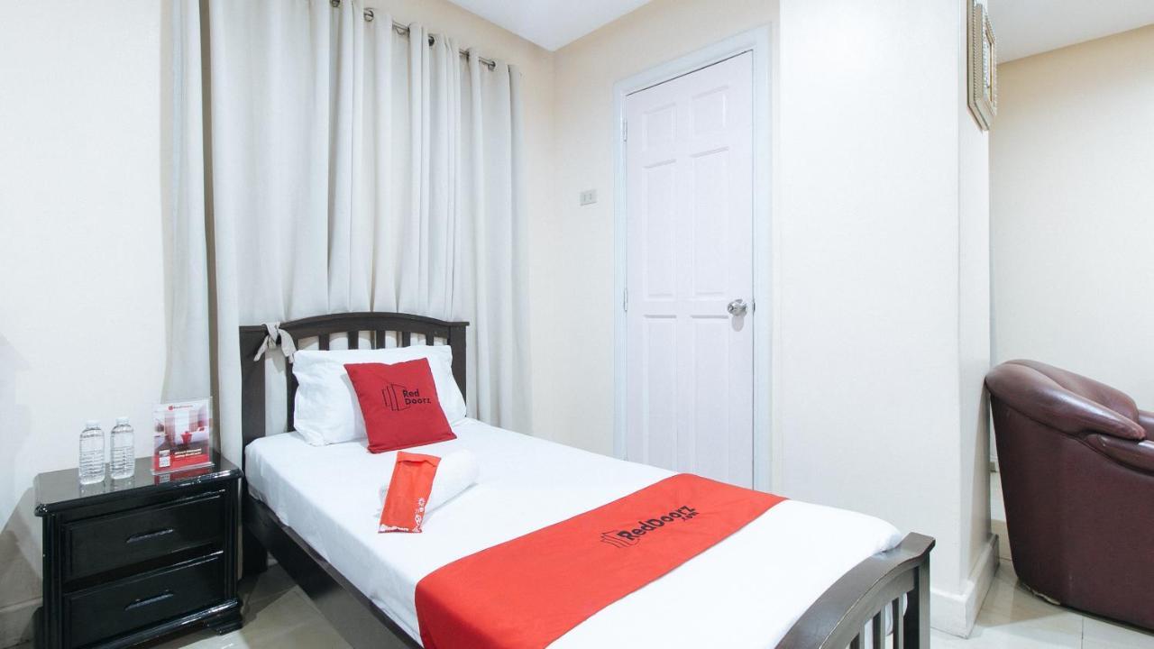 Reddoorz Plus @ Better Living Paranaque Paranaque City Luaran gambar