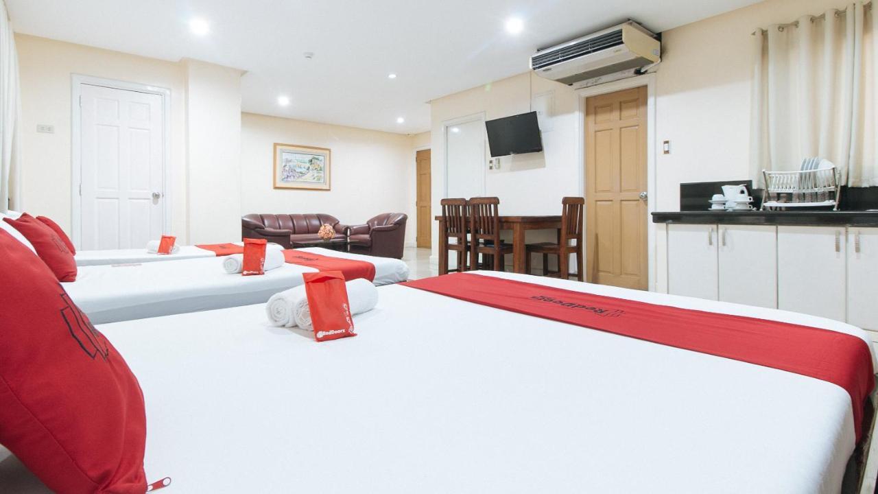 Reddoorz Plus @ Better Living Paranaque Paranaque City Luaran gambar