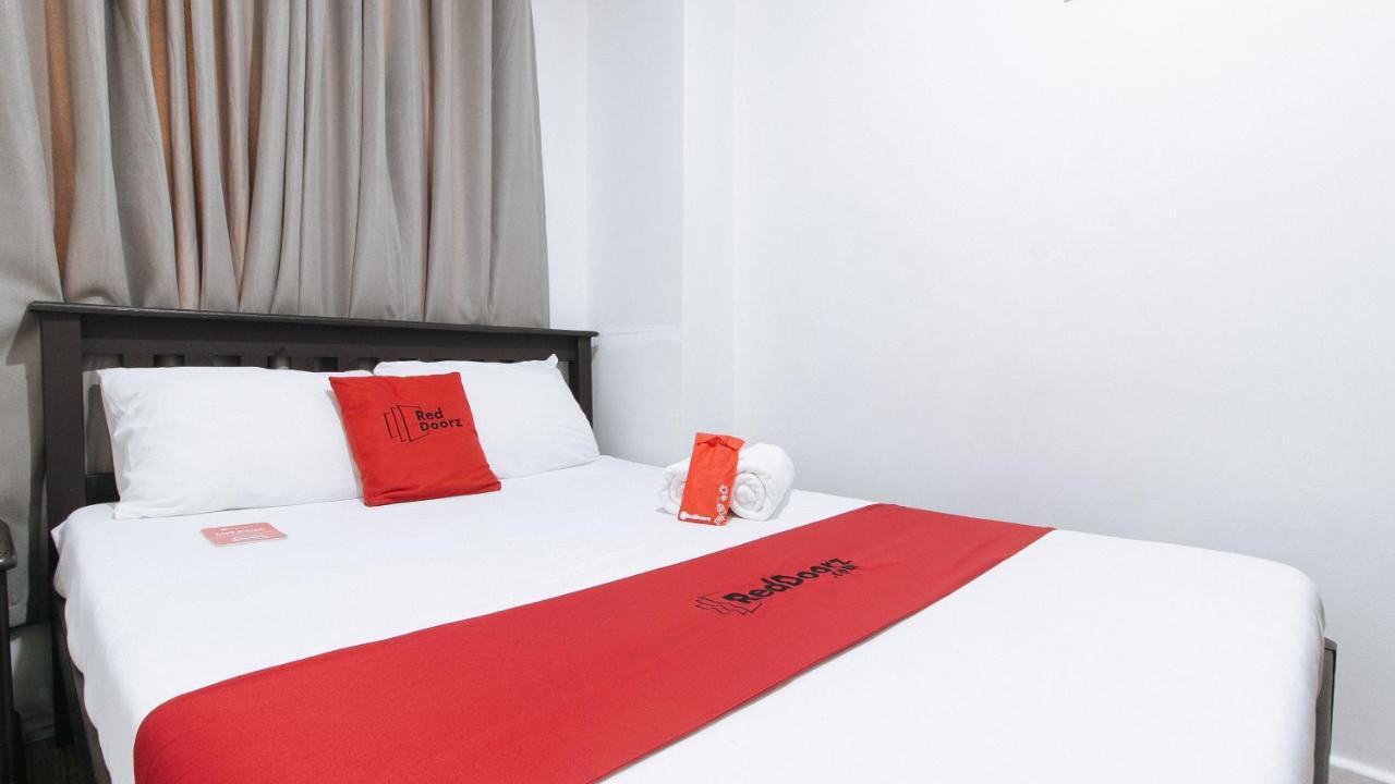 Reddoorz Plus @ Better Living Paranaque Paranaque City Luaran gambar